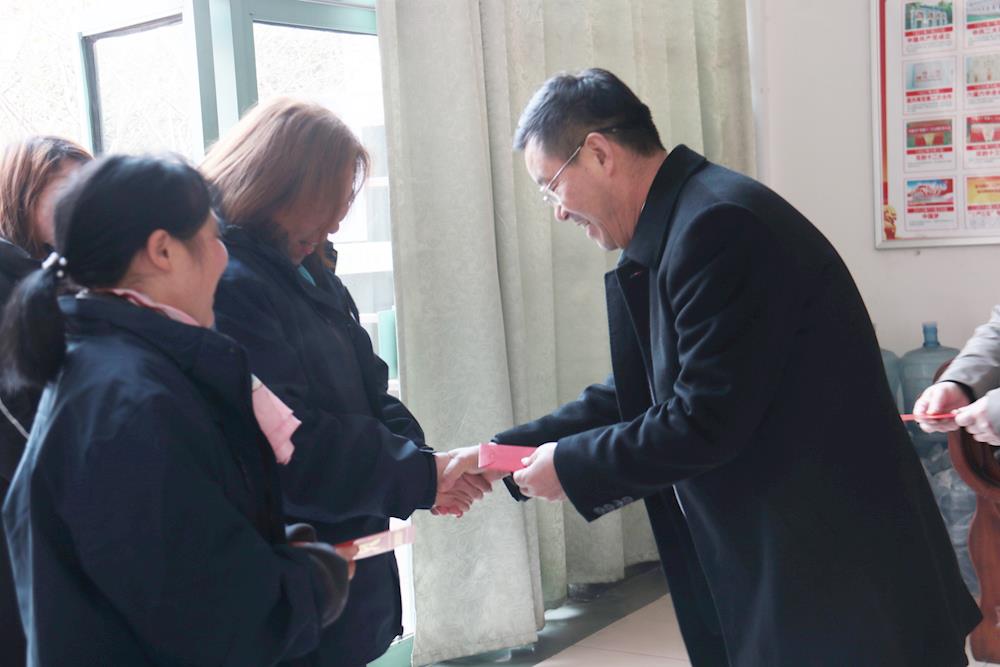 5ec9bfbb73ae4e77a0b81bd38a13d7c8.jpg 5ec9bfbb73ae4e77a0b81bd38a13d7c8.jpg