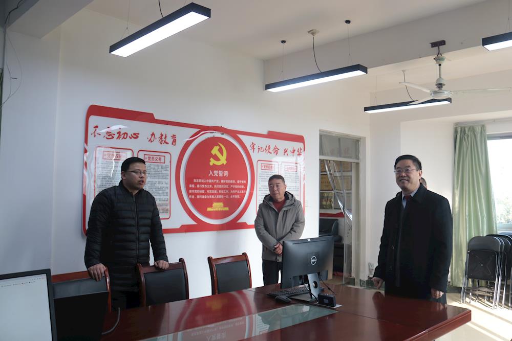 69cee77afcd445b9892cde5c39ca1e46.jpg 69cee77afcd445b9892cde5c39ca1e46.jpg